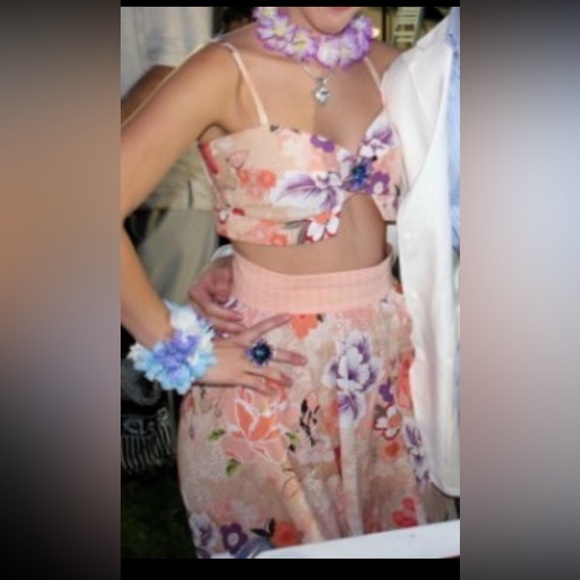 Twinkle by Wenlan Dresses & Skirts - Twinkle by WENLAN Orange Purple Hawaiian Print 2pc High Waist Skirt Set Crop Top